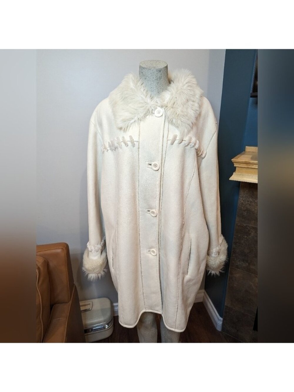 Vintage Novelti Winter White vegan Shearling & Suede Coat plus Size 3X